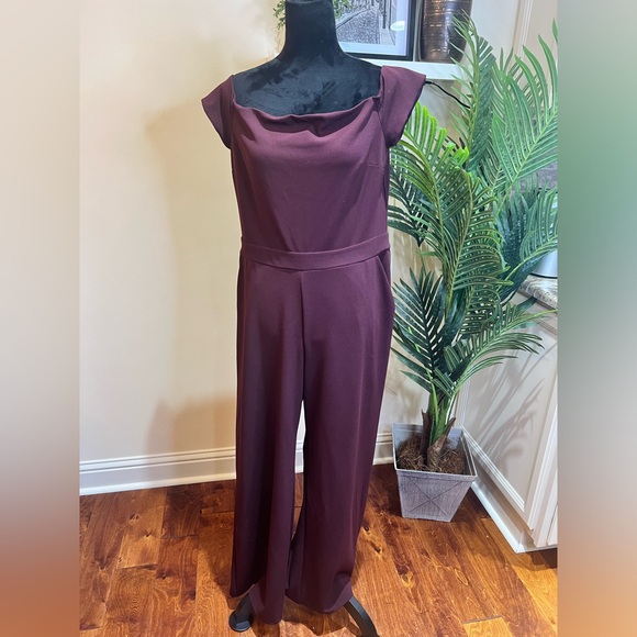 Express Burgundy Off the Shoulder Wide Leg Jumpsuit w/ Pockets Large Petite - Picture 2 of 7